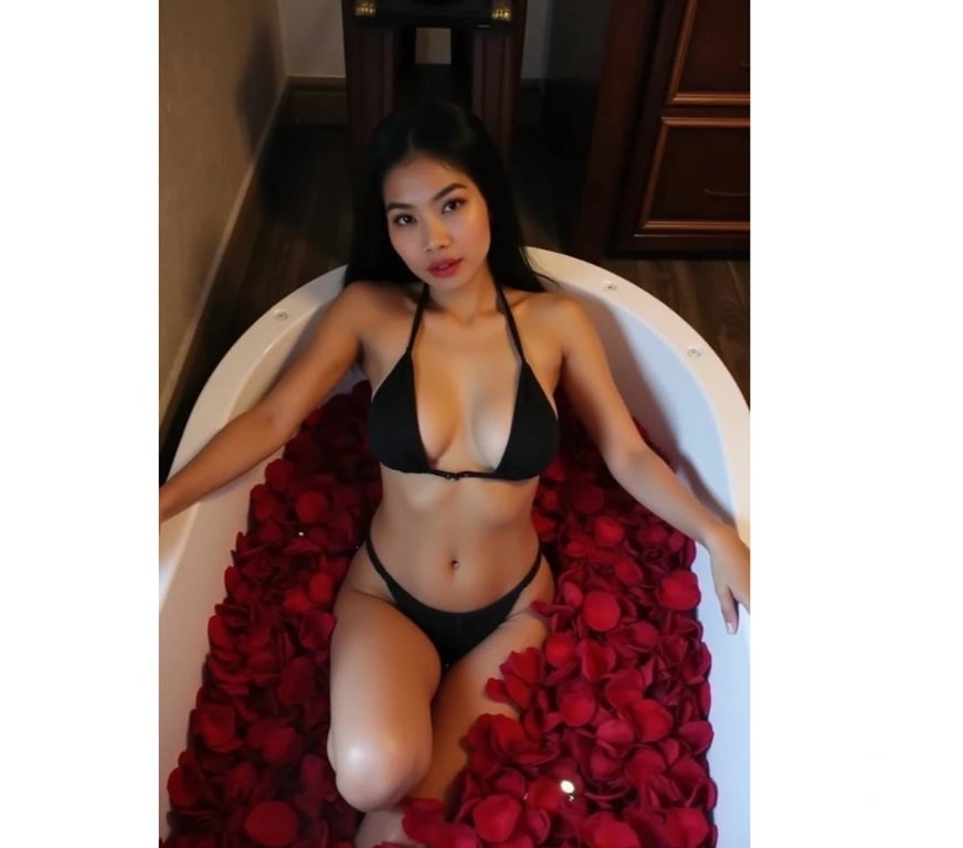 Escorts Cheshire East Congleton - Cheshire East - images_alt_text Hi guys I’m a new Thai lady in town