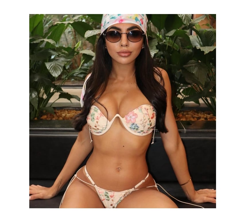 Escorts South West London Sutton - Photos for Hot Brazilian Bruna Party girl 🥂PIC 100% REAL💋