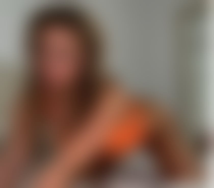 Escorts West Yorkshire Kirklees - Photos for 22 British Sexy Slut WhatsApp Me Baby💋