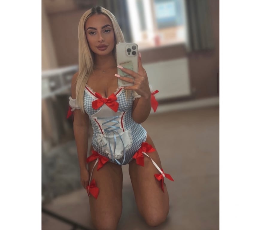 Escorts Essex Harlow - Photos for Candy 💯🍌🍑no rush💯fresh💯genuine🍌🍑