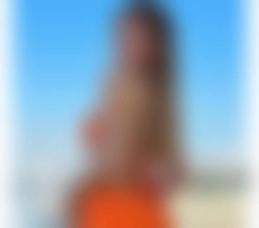 Photos for CHLOE NEW 🍭OWO GFE🔝PARTY Bombshell