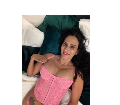  Escorts & Erotic Massage Luton Town Centre Luton - Photos for 🎉Fernanda Party 24 hs call me 🎉