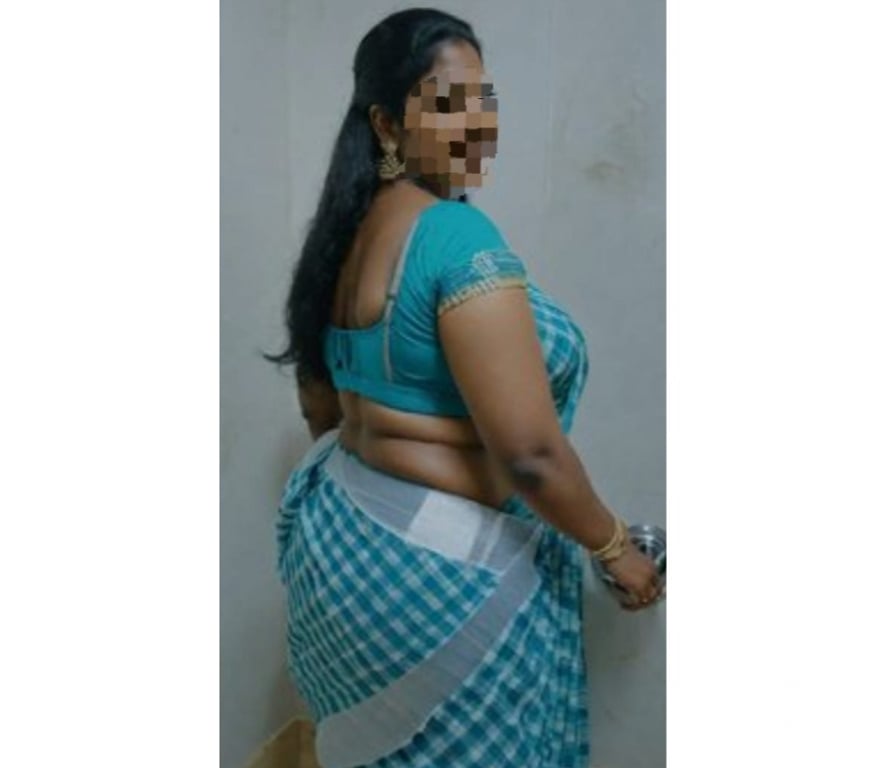 Escorts Leicestershire Leicester - Photos for South indian tamil Priyakha ( WhatsApp Me )