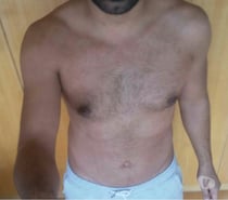 Brown Gay Guy oferring naked massage . Host in kent