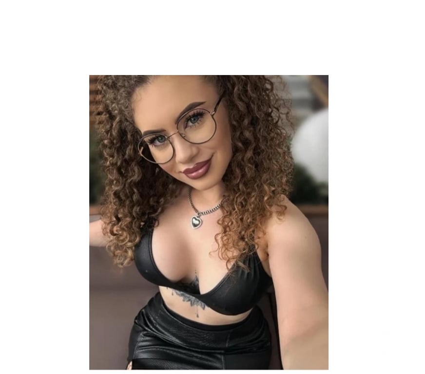 Escorts Bedfordshire Luton - Photos for New girl Brunette