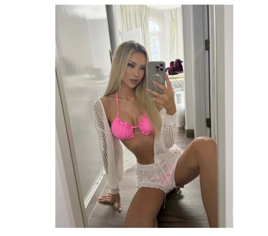 Escorts North London Southgate Station - North London - Photos for Sexy girl Hot 🔥