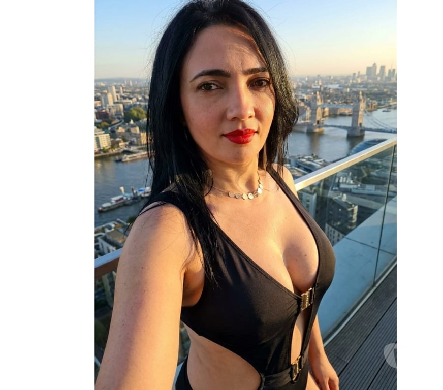 Escorts Essex Harlow - Photos for 💯CHLOE BRAZILIAN BRUNETTE ♥️GFE💯DOMINATRIX