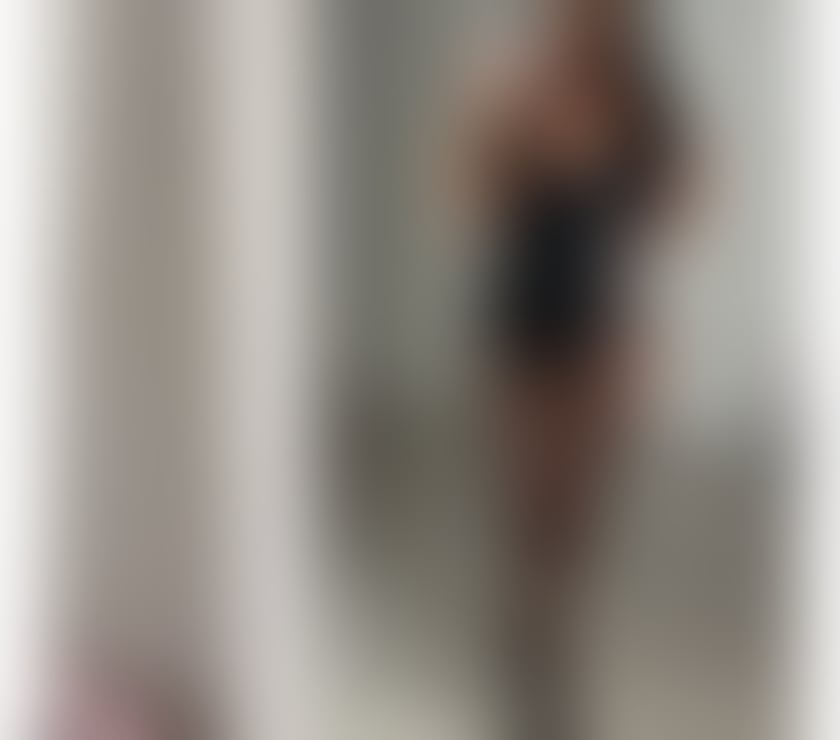 Escorts Wiltshire Swindon - Photos for ALYNE NEW HERE 🤯 AMAZING SLOPPY