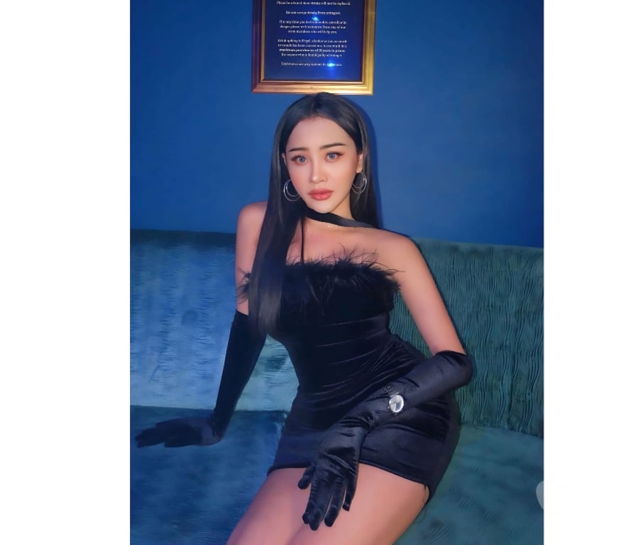 Escorts West London Paddington (H&C Line) Station - West London - Photos for Trans model NANA