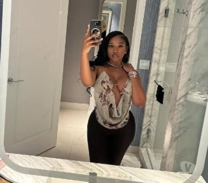 Escorts Merseyside Liverpool - Photos for Louise – Hot Brazilian Brunette 🍑