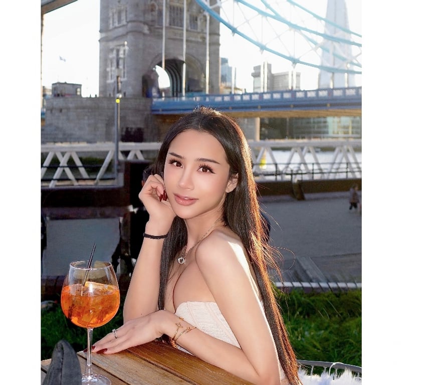 Trans Escorts West London Paddington (H&C Line) Station - West London - Photos for Trans Model NANA