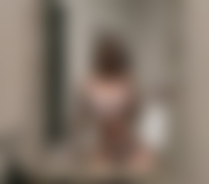 Escorts East London Canary Wharf - East London - Photos for 💋 Luna 🎉 PARTY GIRL E14