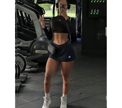 Escorts and Massages Stirling City Centre Stirling - Photos for ✨Maitê – Elegant, Friendly & Charming Companion✨