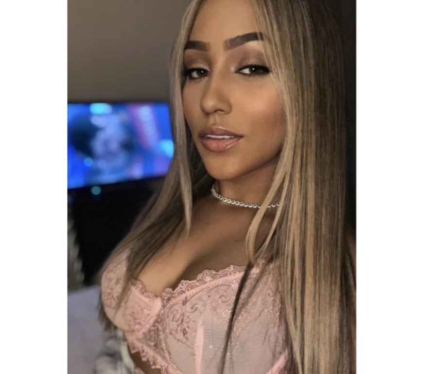 Escorts North West London Willesden - North West London - Photos for 🔥BELLA HOT GIRL🫦NEW IN TOWN💯REAL🇧🇷