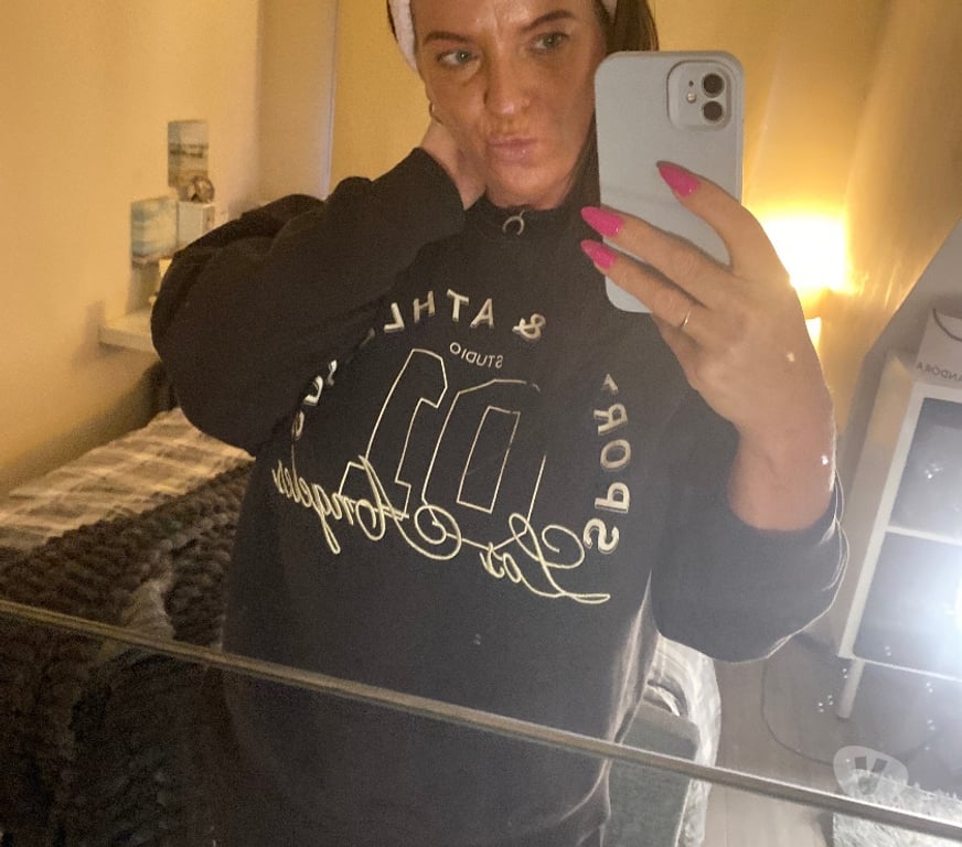 Adult Entertainment West Midlands Birmingham - Photos for Hot Busty MILF - online only