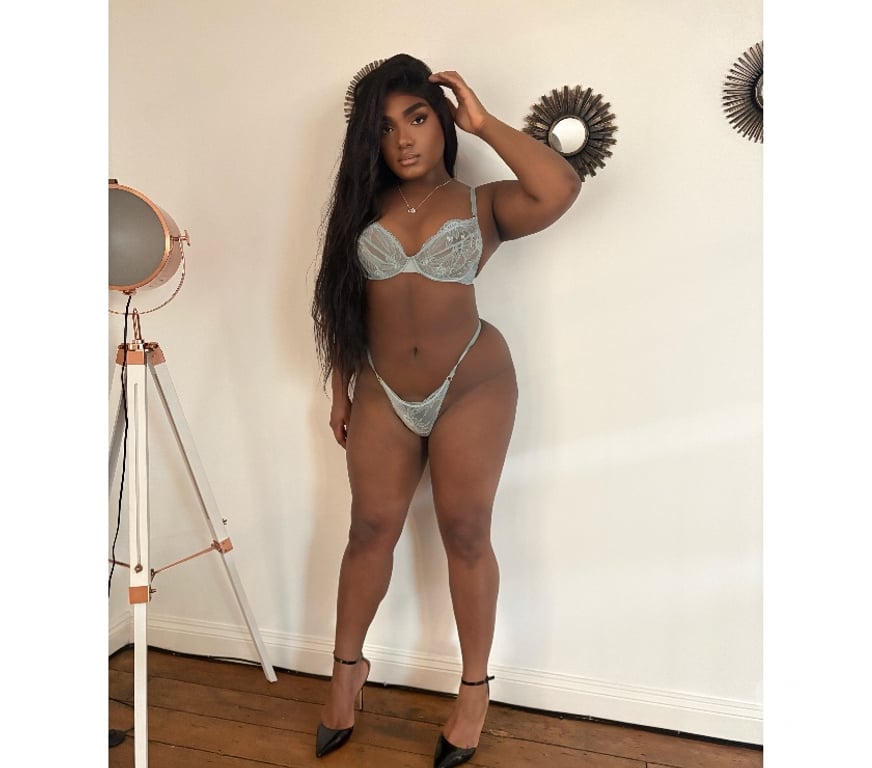 Trans Escorts South East London Croydon - Photos for Gabi BRAZILIAN 🇧🇷 pic real
