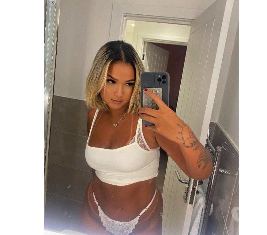 Escorts South East London Croydon - Photos for NEW GIRL LIA HOT🇧🇷✨ THE BEST OWO😋 REAL!🍾