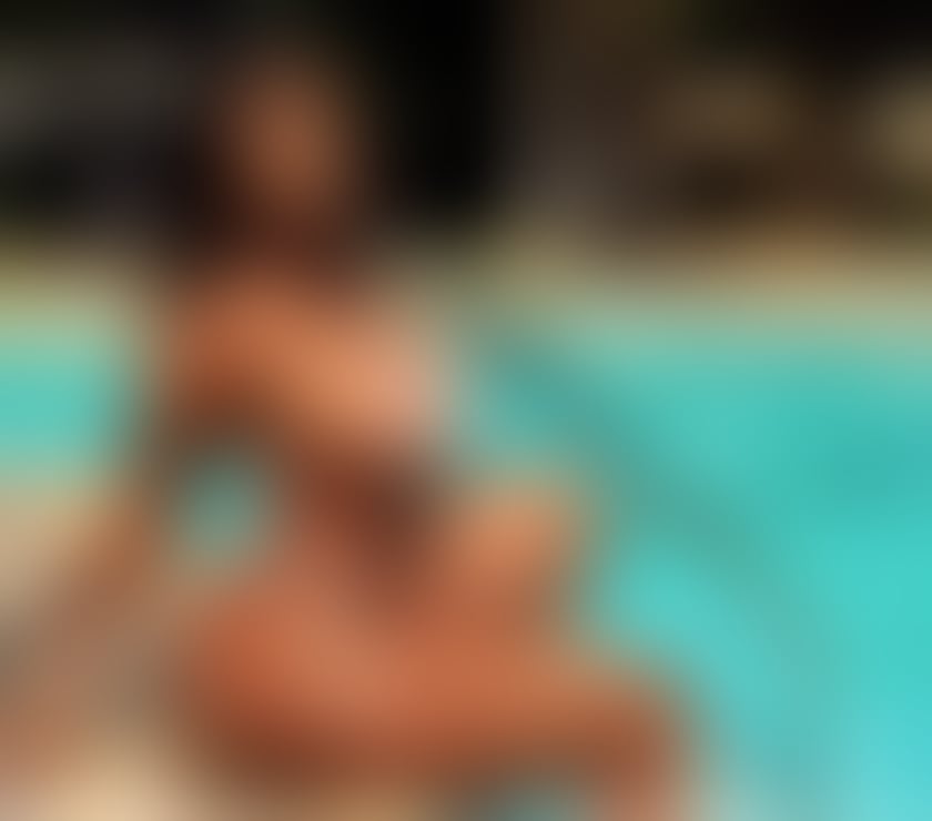 Escorts Exeter City Centre Exeter - Photos for 🍑DULCE Chocolate🍫high class sexy & hot🔥full service