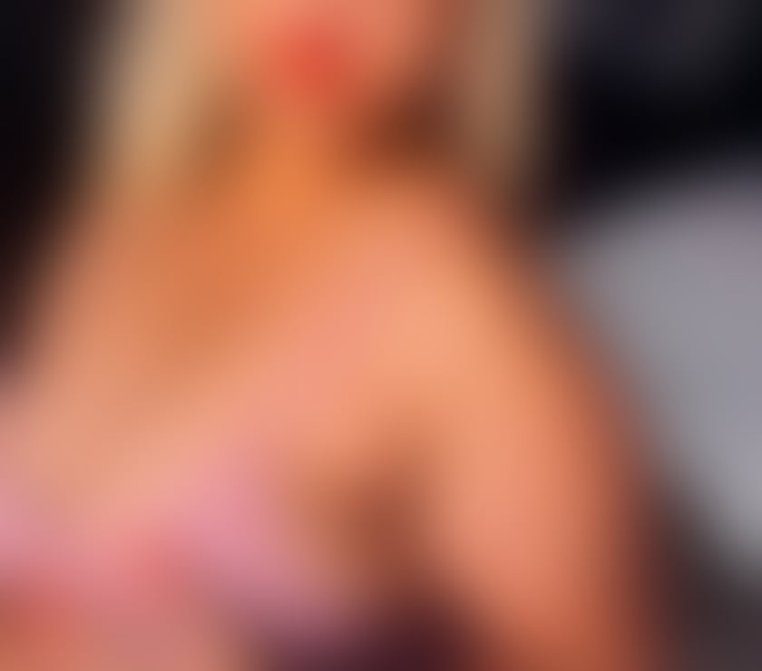 Escorts Wiltshire Swindon - Photos for Bianca new party girl in Swindon!