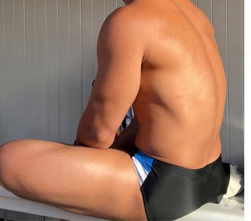  Gay massage North London Holloway Road Station - North London - Photos for XXL hung discreet new in town