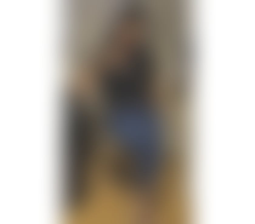 Escorts West London Hounslow - Photos for Nora 😘 Sexy Milf 🥰Best Party Girl