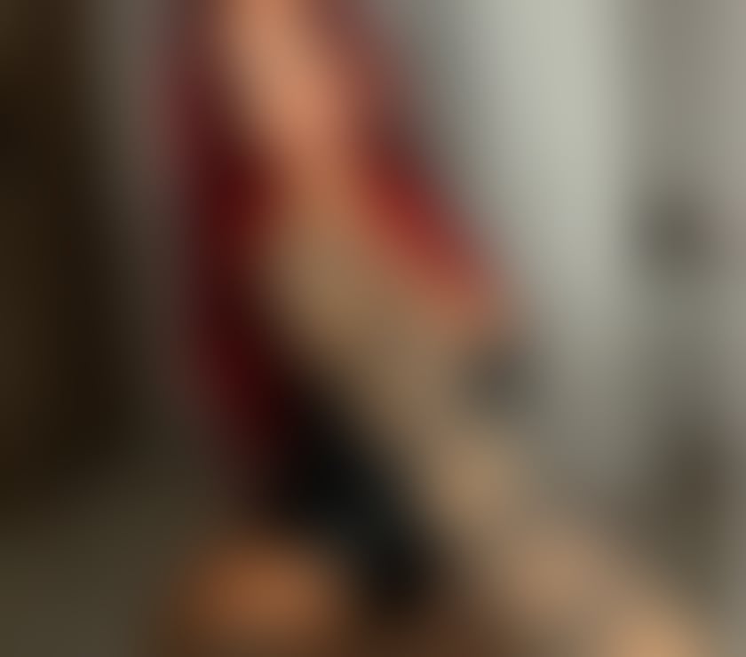 Escorts Merseyside Liverpool - Photos for Irresistible Presence, Discreet Atmosphere