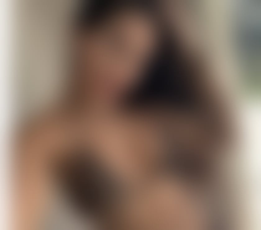 Escorts & Erotic Massage Slough Town Centre Slough - Photos for Latina 🍑 party girl 🥳🥳🥳🥳