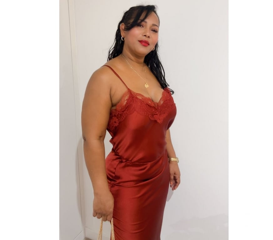 Escorts East London Bow Church - DLR Station - East London - Photos for Very hot Latina in Bow