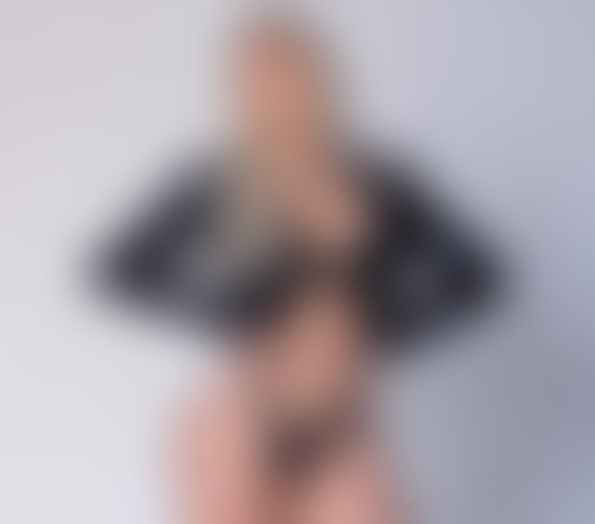 Escorts North London Wood Green - North London - Photos for Blonde Sweet Temptation 🇧🇷 Soft & Flirty ✨