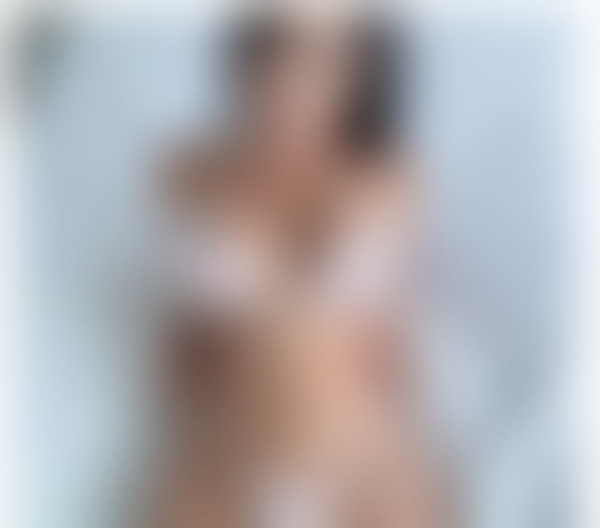 Escorts Hendon Central Station North West London - Photos for Lisa latina Real photo