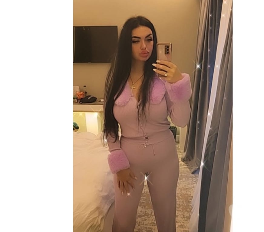 Escorts Tyne and Wear Newcastle upon Tyne - Photos for Outcall only 🫦Hot girl🫦availble any time