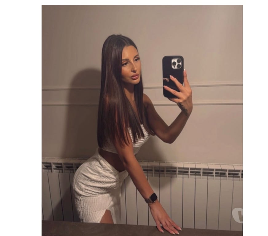 Escorts South West London Battersea - South West London - Photos for Best Gfe Experience