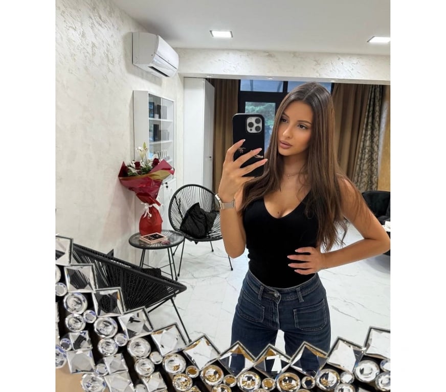 Escorts South West London Battersea - South West London - Photos for Best Gfe Experience