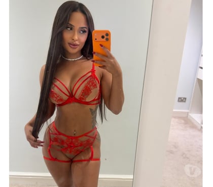 Escorts and Massages Brunswick Business Park Liverpool - Photos for Isa your girlfriend