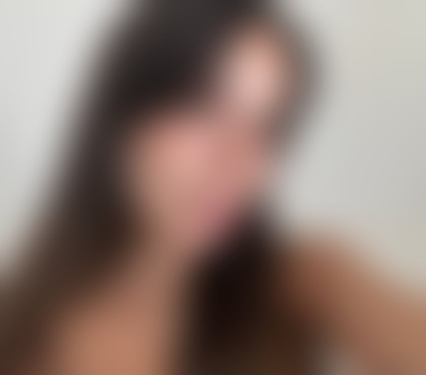 Photos for Alina Amaro 😘❤️❤️ call me 🤙