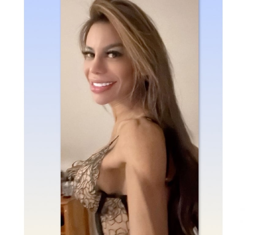 Trans Escorts North London Barnet Gate - Barnet - Photos for Lara gorgeous 07424989281 XXL