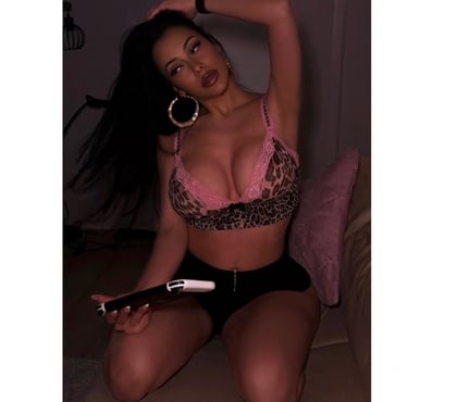 Escorts and Massages Wembley Brent - Photos for 🦋🦋🦋Yara 🦋🦋🦋🦋 babes