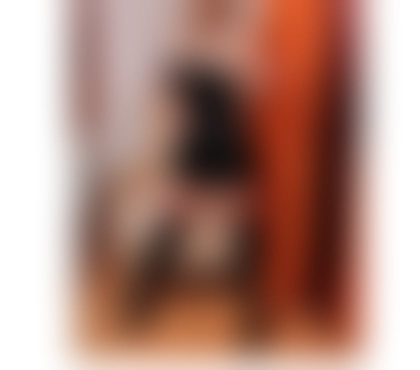 Escorts Hampshire Rushmoor - Photos for Massage and Strap-on