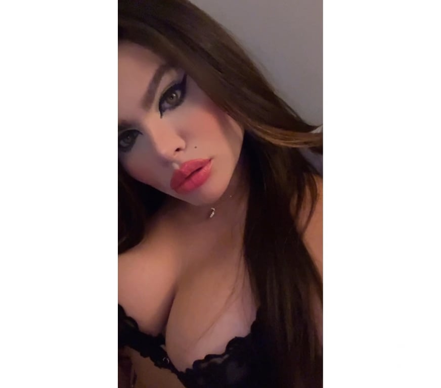 Escorts Kent Dartford - Photos for Alicia 🔥 NAUGHTY Girl ✨PARTY 🎉🥂