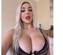 💋THE BEST LATINA IN TOWN LUA😍