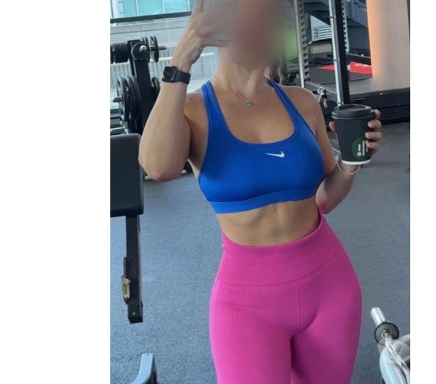 Escorts North London Enfield - Photos for Busty Laura in Enfield.❤️Milf