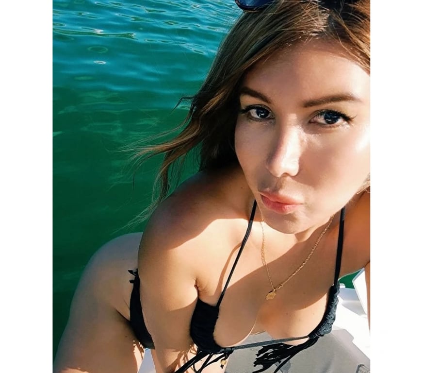 Trans Escorts Mid Ulster Dungannon - Mid Ulster - Photos for Carolina, a beautiful blonde girl.