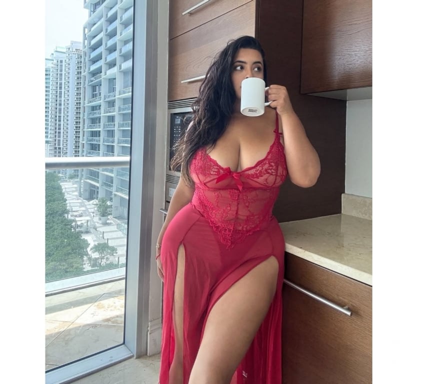 Escorts South East London Bromley - Photos for Juli best company for you🥳🥳not rush service