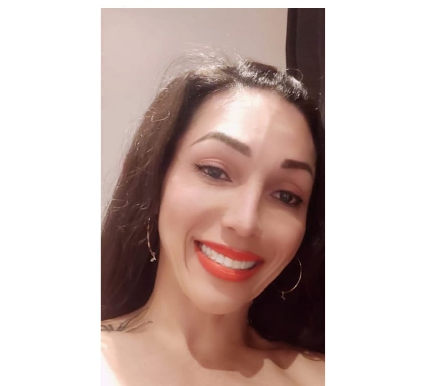 Trans Escorts Essex Thurrock - Essex - Photos for gonna to draw a heart on your back with my fire brush