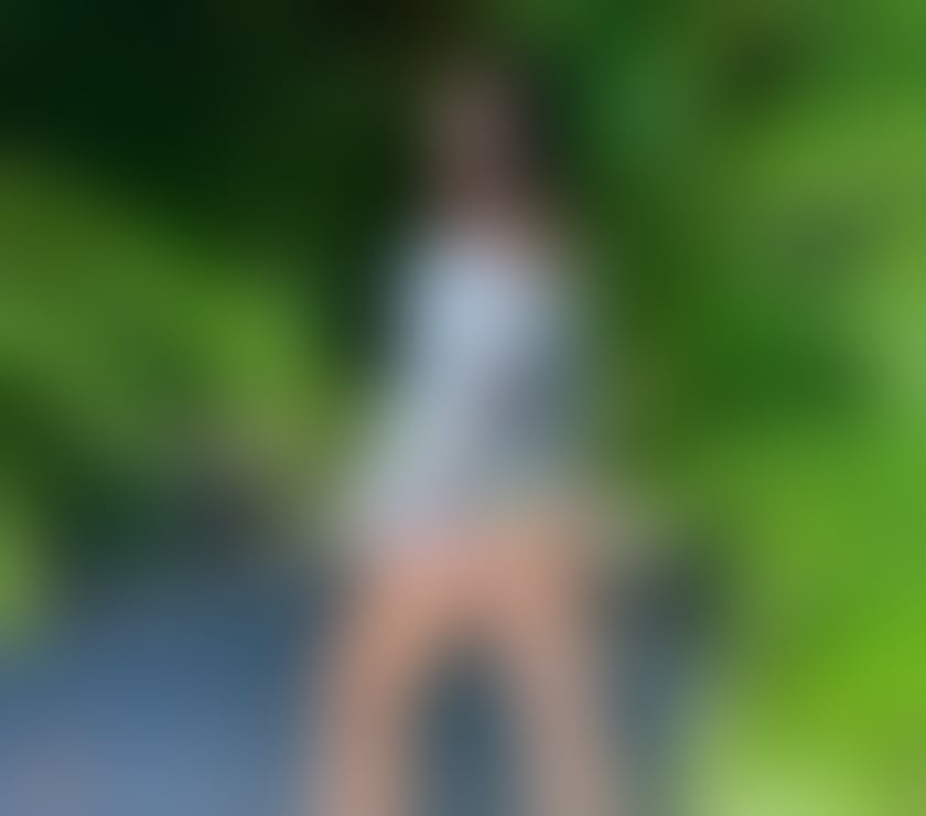 Escorts West Yorkshire Leeds - Photos for NOEMI, curvy body from Malaysian 🇲🇾 👁️🫦👁️