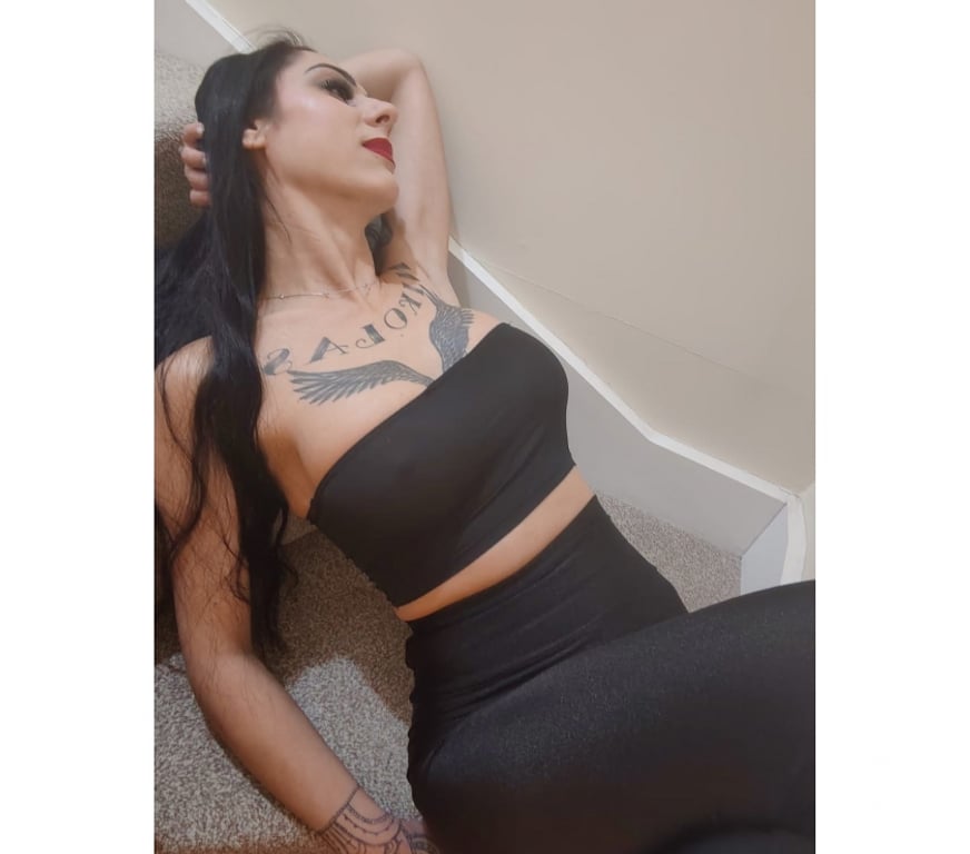 Escorts Surrey Guildford - Photos for MAYA PARTY GIRL🤞 NEW IN TOWN ♥️
