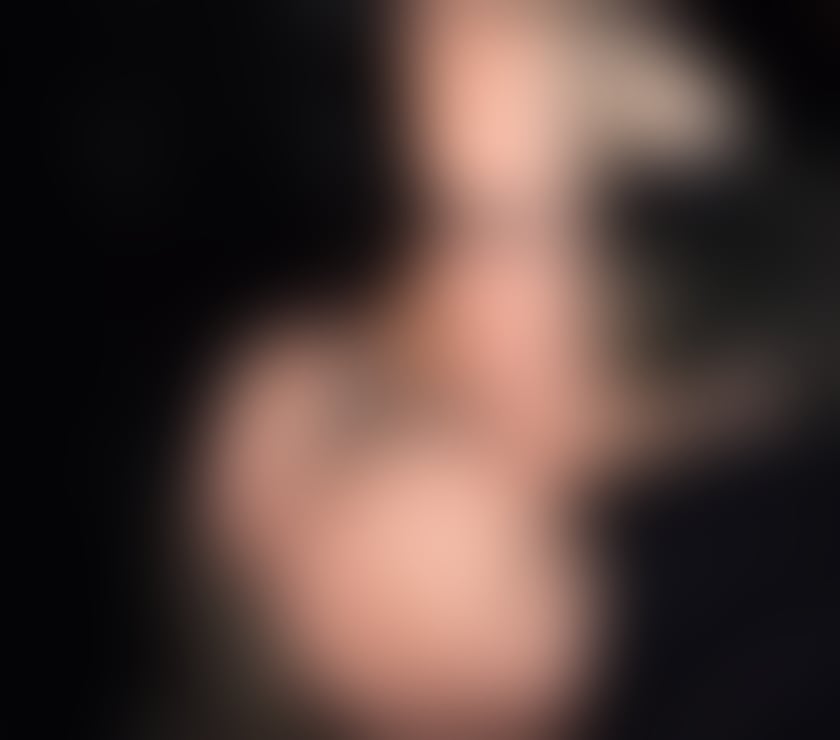 Escorts East London Havering - Photos for PARTY BIG BOOBS AMAZING BODY IN TOWN 🥰