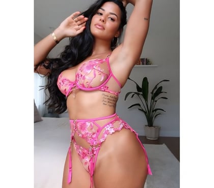 Escorts Mile End Station East London - Photos for 100%reall🎉🎊🔥Brazilian🇧🇷party