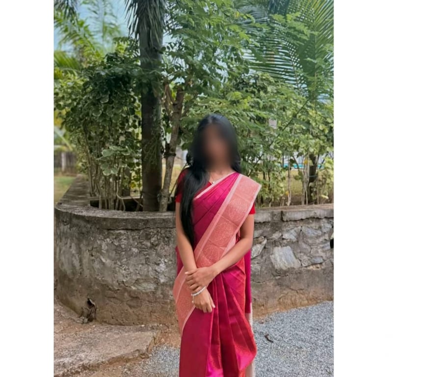 Escorts East London Redbridge - East London - Photos for Vhinya Tamil Indian Mauritius Girl in Ilford