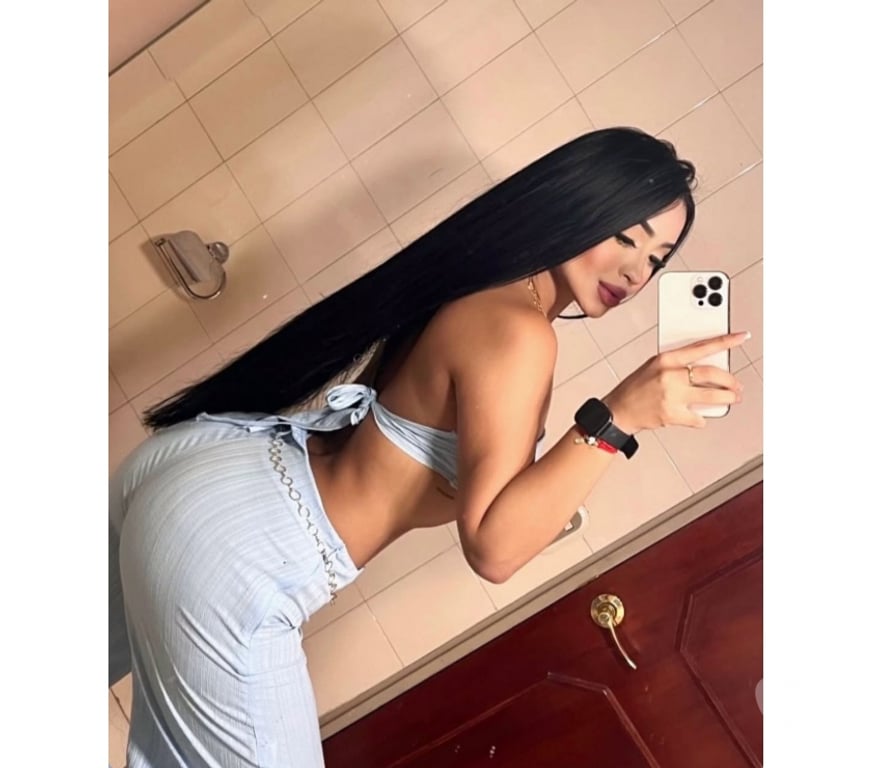 Escorts East London Havering - Photos for 🌟HOT BRUNETTE🔥JUICY BODY🍑PARTY TIME